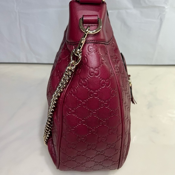 GUCCI Soft Guccissima Medium Emily Hobo Classic Ruby - Picture 11 of 14